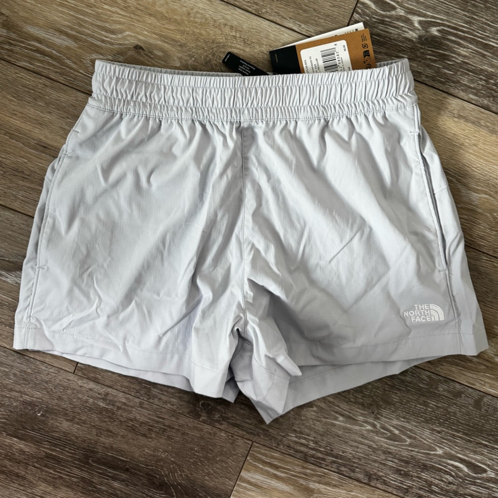 NWT The North Face Women’s Class V Pathfinder Pull-On 3'' Shorts XS